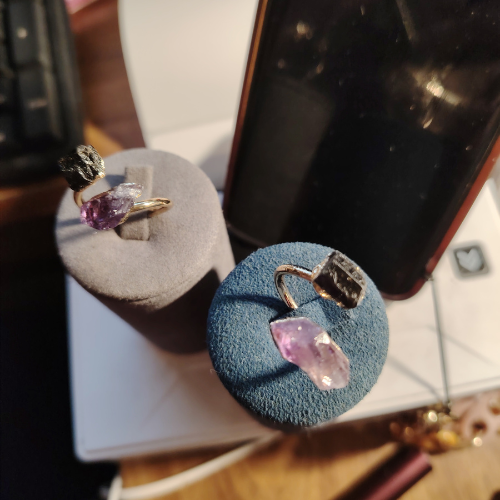 Anello contrariè tormalina ametista L'arcano segreto anello-contrarie-due