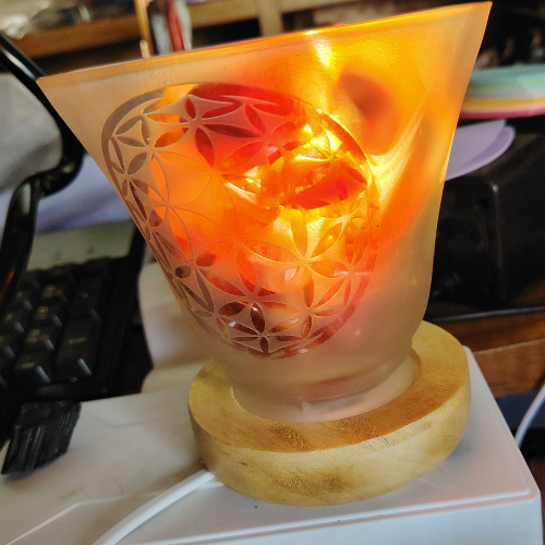 Lampada con corniola Fiore della vita con cavo e luce led