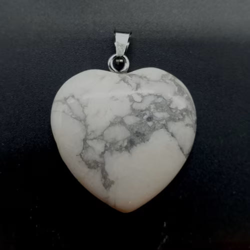 Pendente Cuore Howlite - L'arcano segreto