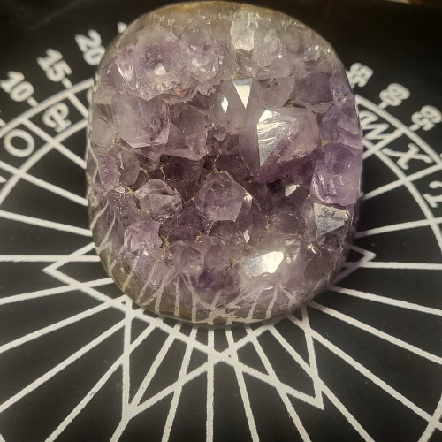 Grotta di ametista L'arcano segreto grotta-ametista-grande