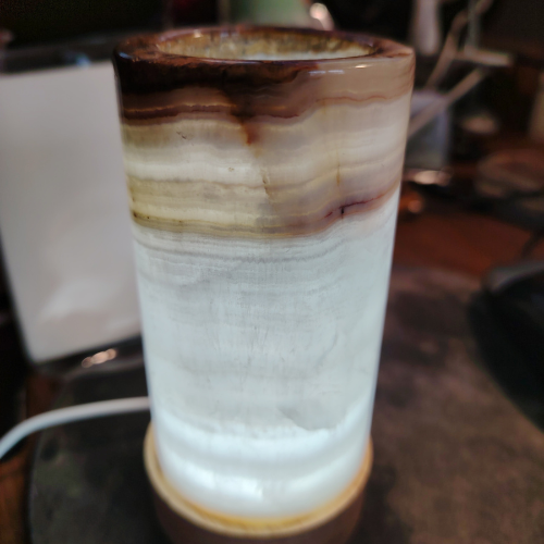 Lampada cilindro onice L'arcano segreto lampada-onice_8f1e3491-1b67-4ce4-9bc6-b91081f99531