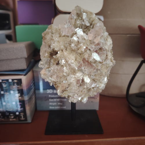 Base di Mica Moscovita del Brasile – Pezzo Unico da Collezione (486 g)
