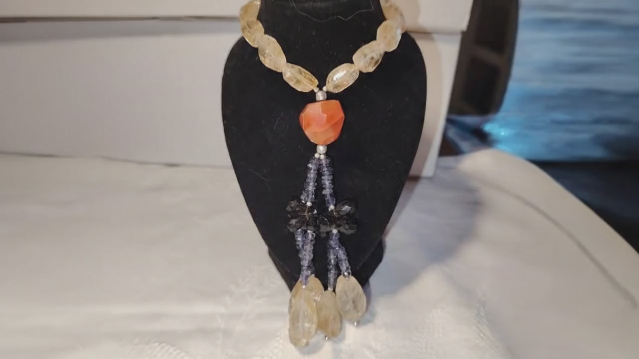 Collana gloria solare – zaffiri Blu, pietra del Sole e citrino