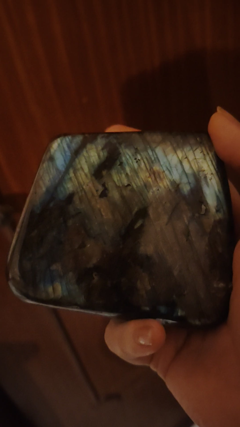 Labradorite Lucidata del Madagascar – Cristallo da Collezione
