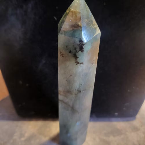 Punta di labradorite naturale - L'arcano segreto