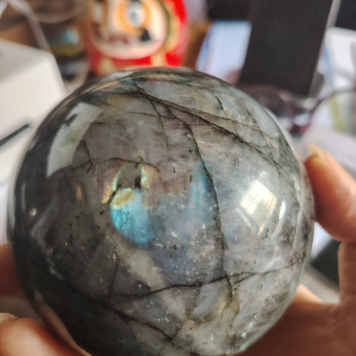 Sfera di Labradorite del Madagascar – Esemplare Unico da Collezione